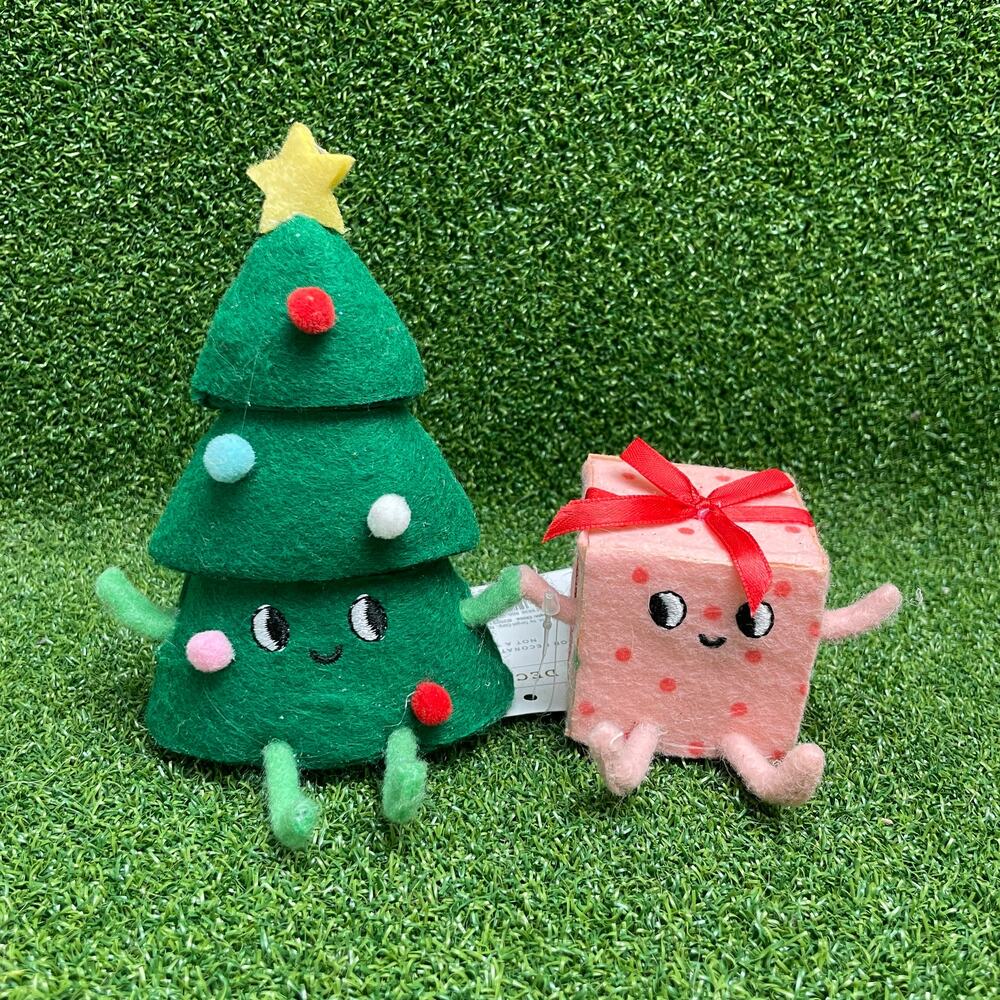 Target Wondershop Felt Christmas Tree and Gift Decor Figurine Set